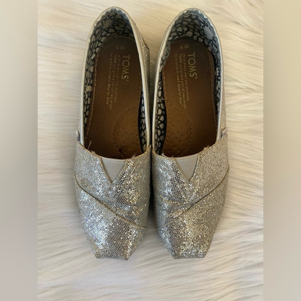 TOMS • Classic Canvas Slip-Ons • Silver Glitter • Size 8